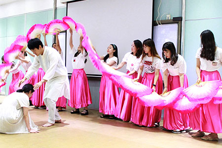 Baekkon Sung, a South Korean group, to perform at our Institute