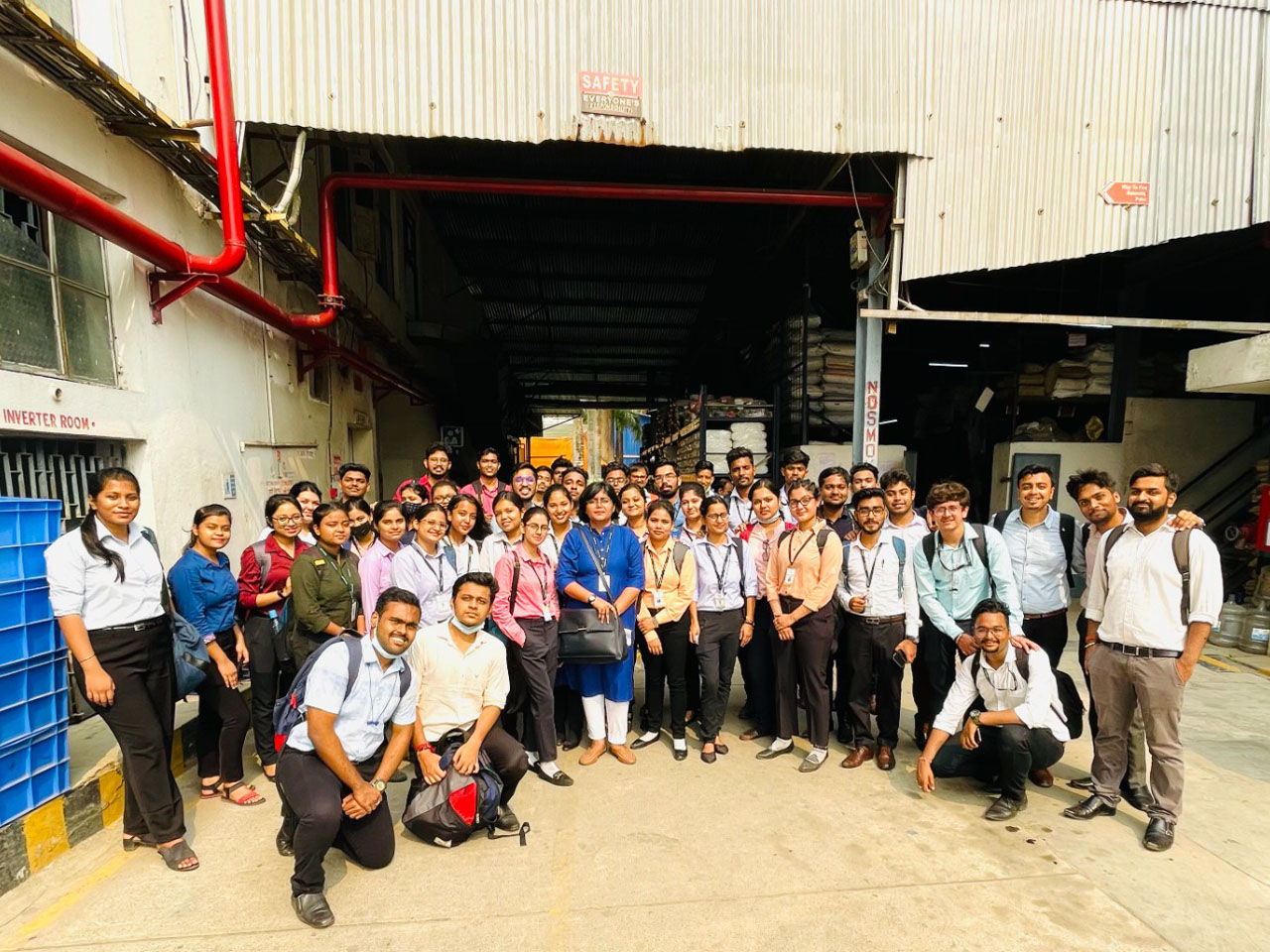 Students at Industry visit to Linc Limited